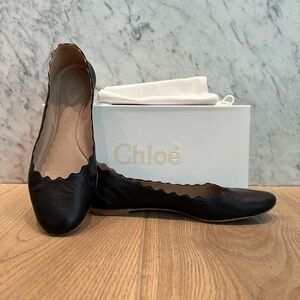 Chloé Black Scalloped Leather Ballet Flats - Women